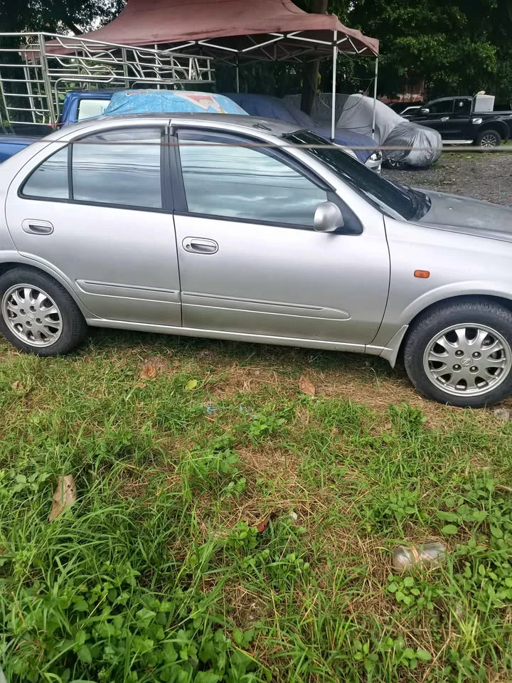 2001 Nissan Sunny N16 3
