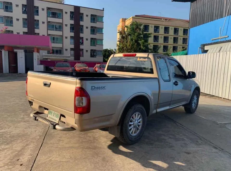 Isuzu D-Max I 3