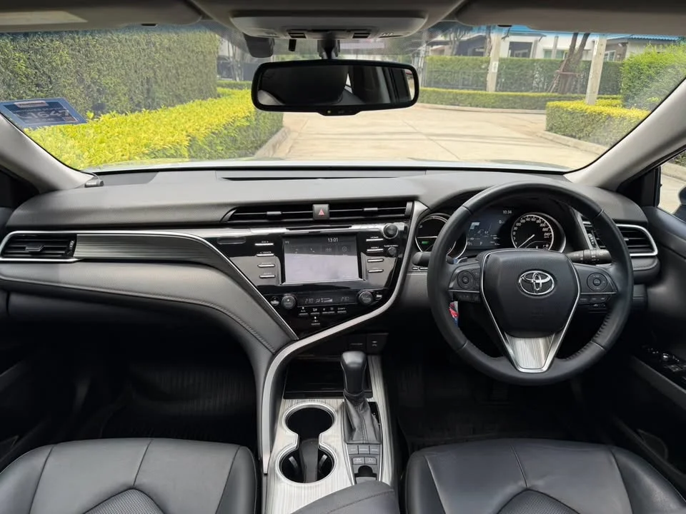 2021 Toyota Camry VIII (XV70) 3