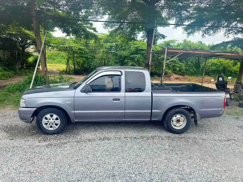2006 Mazda 2500 Fighter V 2