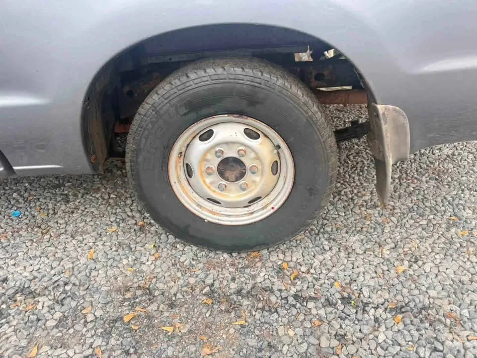 2006 Mazda 2500 Fighter V 3