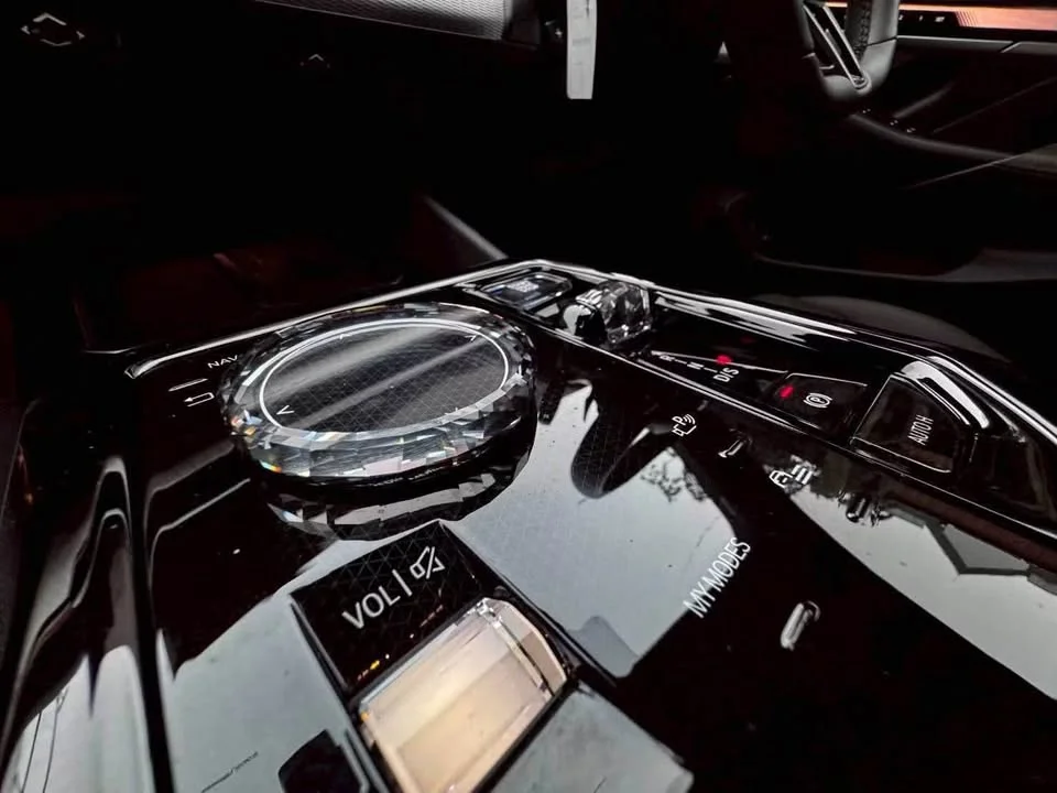 2025 BMW 5er VIII 2