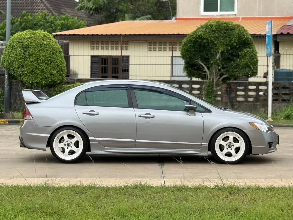 2006 Honda Civic VIII 2