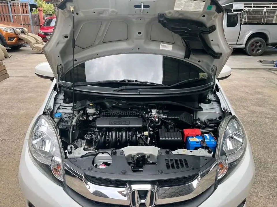 2015 Honda Mobilio II 2