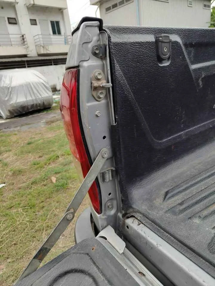 2016 Toyota Hilux VIII 3