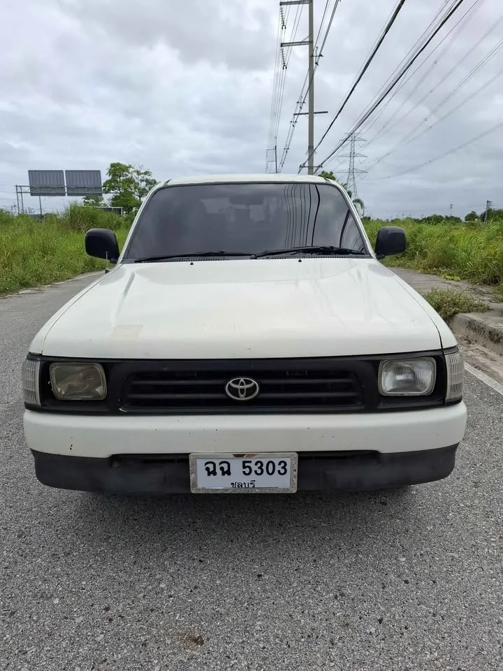 1999 Toyota Hilux Tiger VI 3