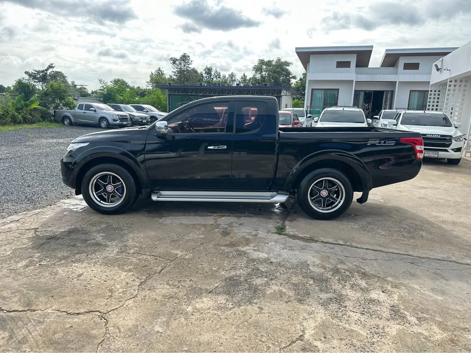 2018 Mitsubishi Triton V 2