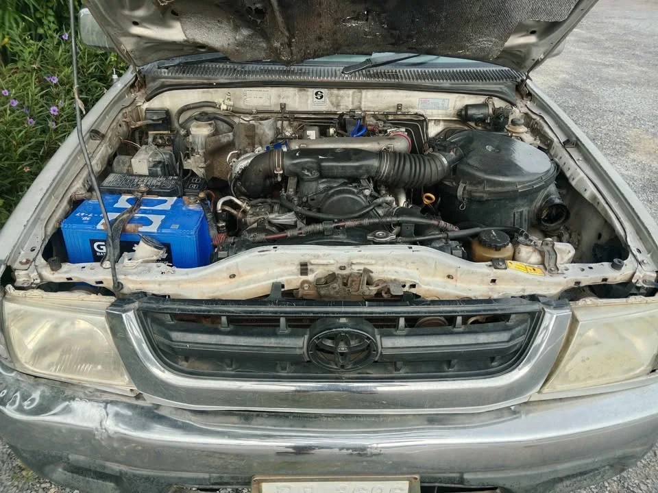 2002 Toyota Hilux Tiger VI 2