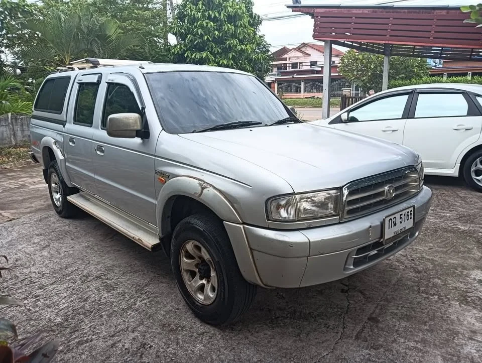 2002 Mazda 2500 Fighter V 2
