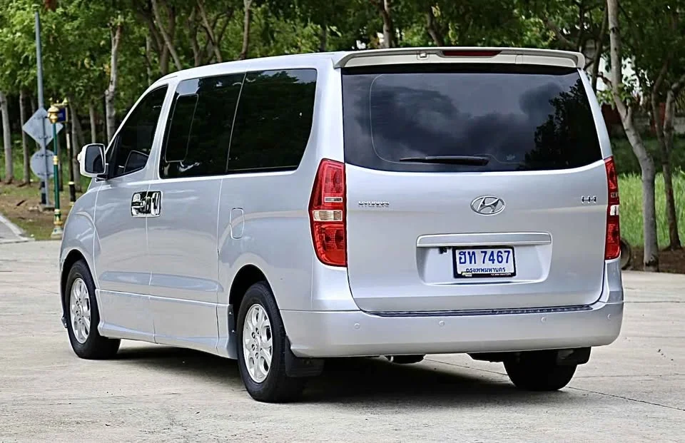 2011 Hyundai H-1 II 3
