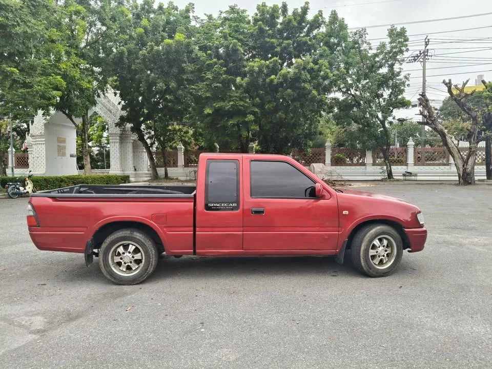2001 Isuzu Faster Dragon Eyes III 2