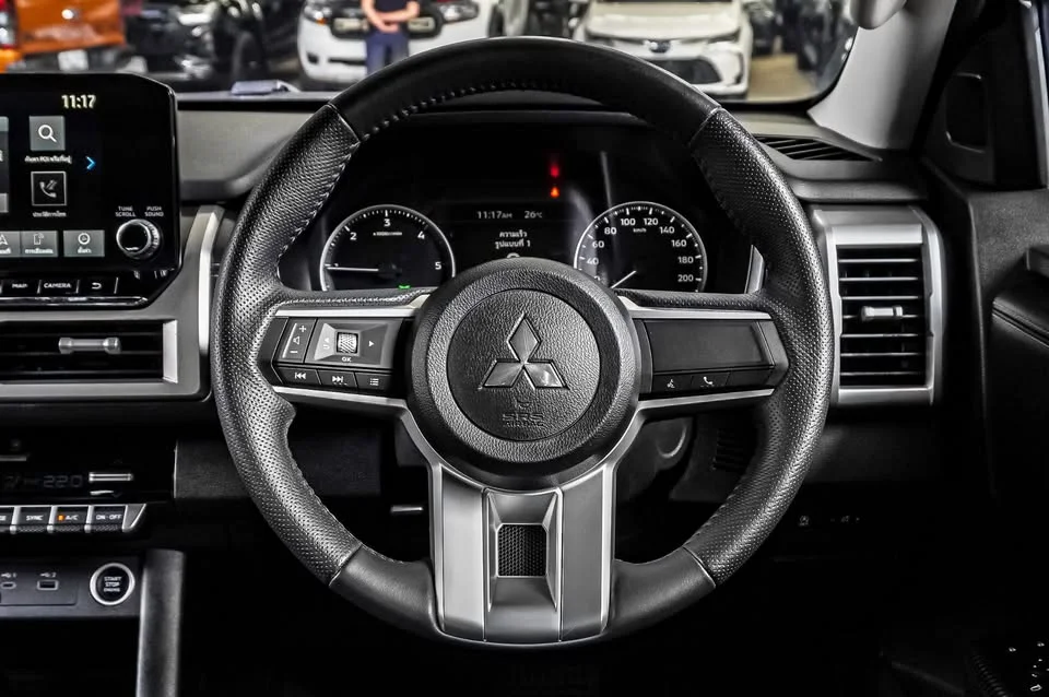 2023 Mitsubishi Triton VI 2