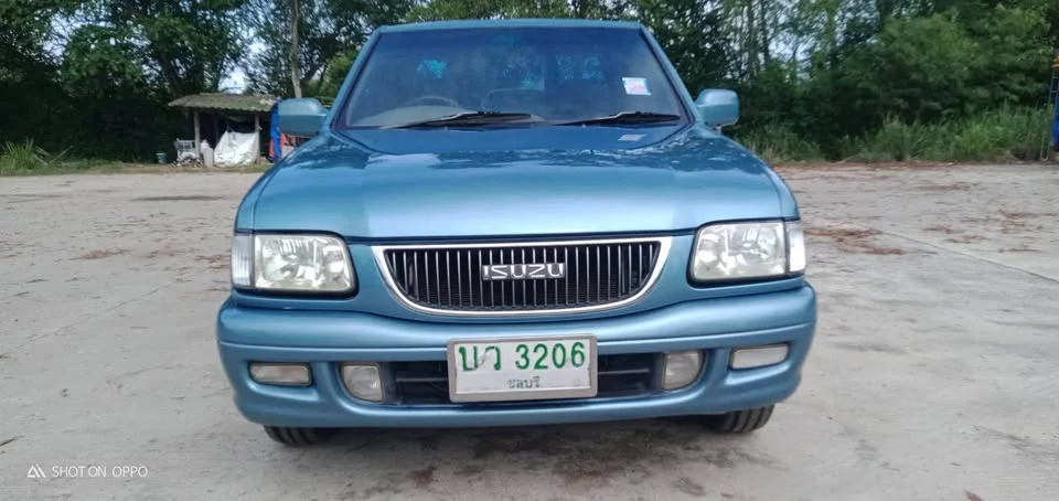 2001 Isuzu Faster Dragon Eyes III 2