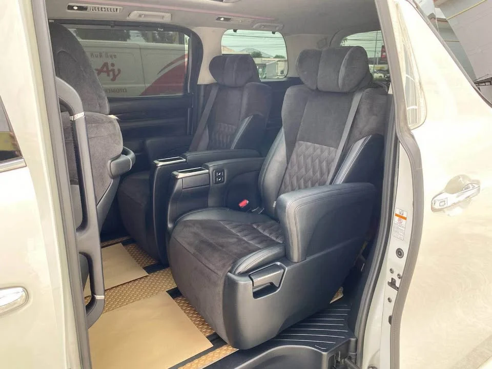 2017 Toyota Alphard, Vellfire III (AH30) 3