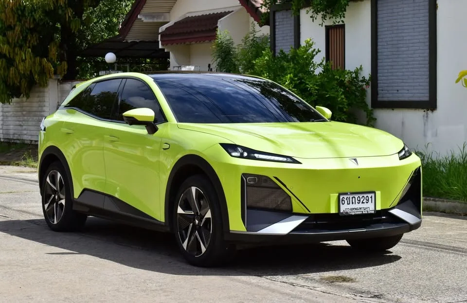 2024 Deepal S07 3
