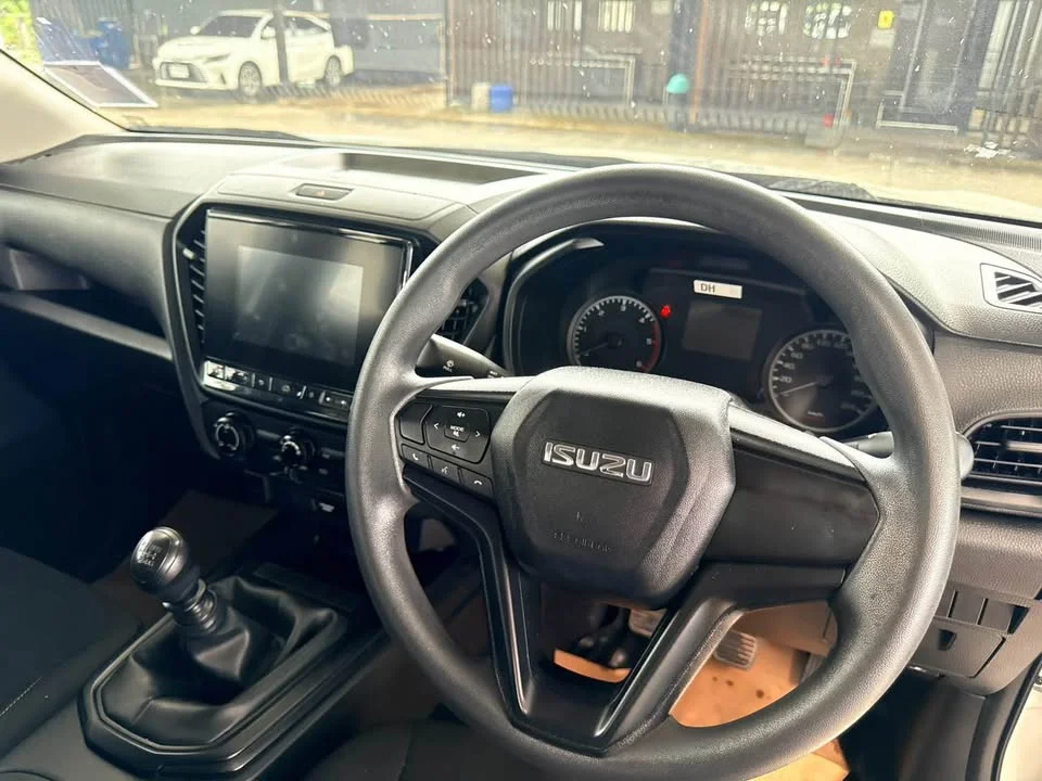 2023 Isuzu D-Max III (RG) 2