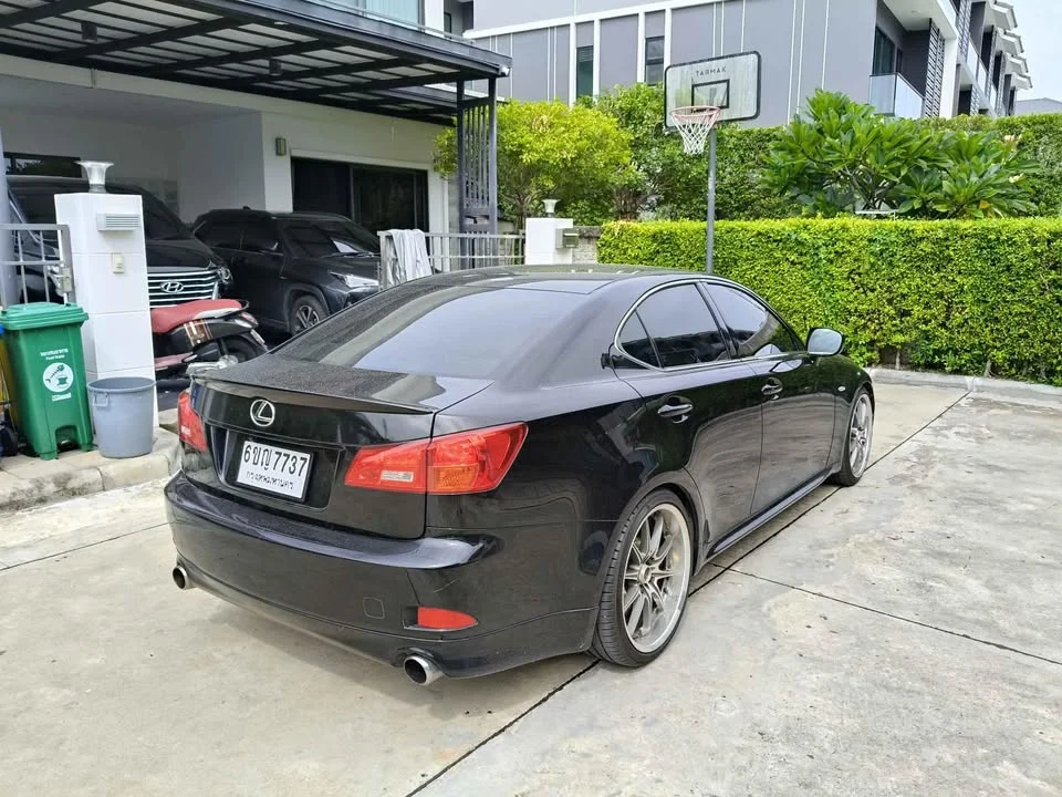 2007 Lexus IS II 3