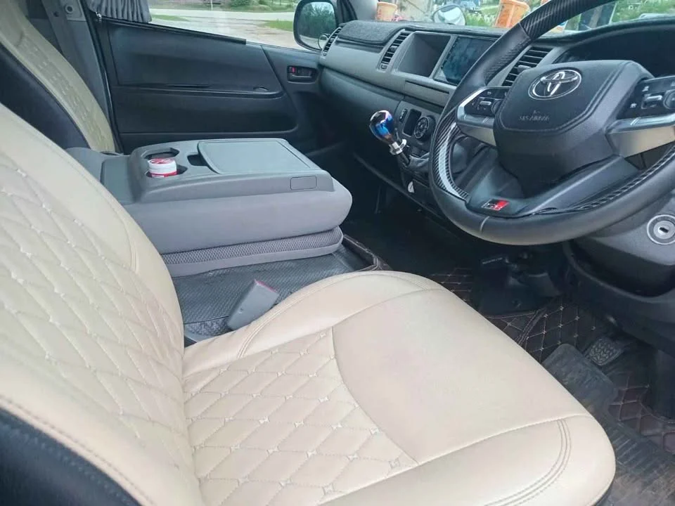 2009 Toyota Commuter V (H200) 2