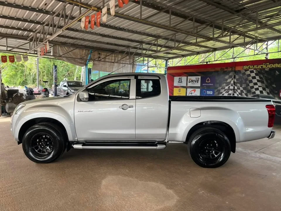 2014 Isuzu D-Max II (RT) 3