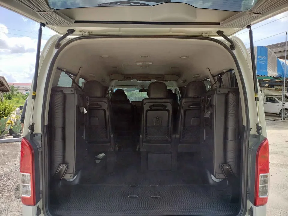 2016 Toyota HiAce V (H200) 3
