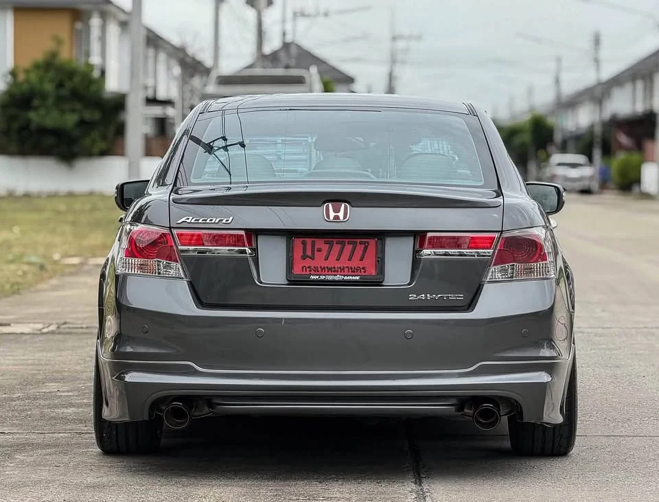 2009 Honda Accord VIII 3