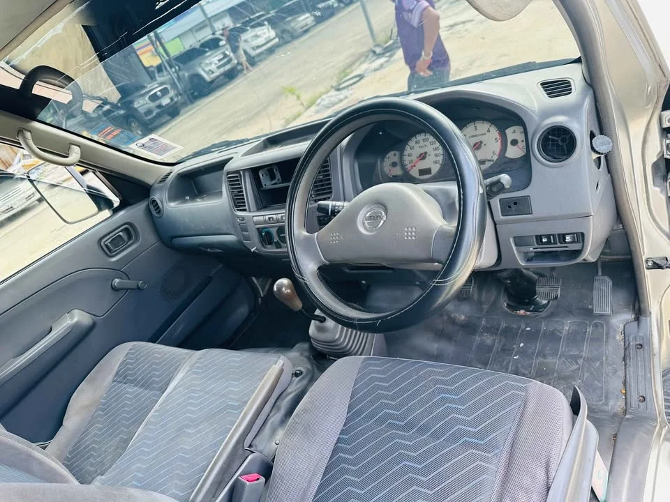 2003 Nissan Urvan V (E25) 3