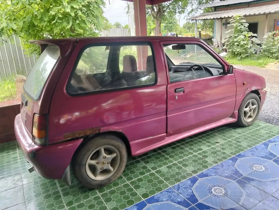 1998 Daihatsu Mira L200 3