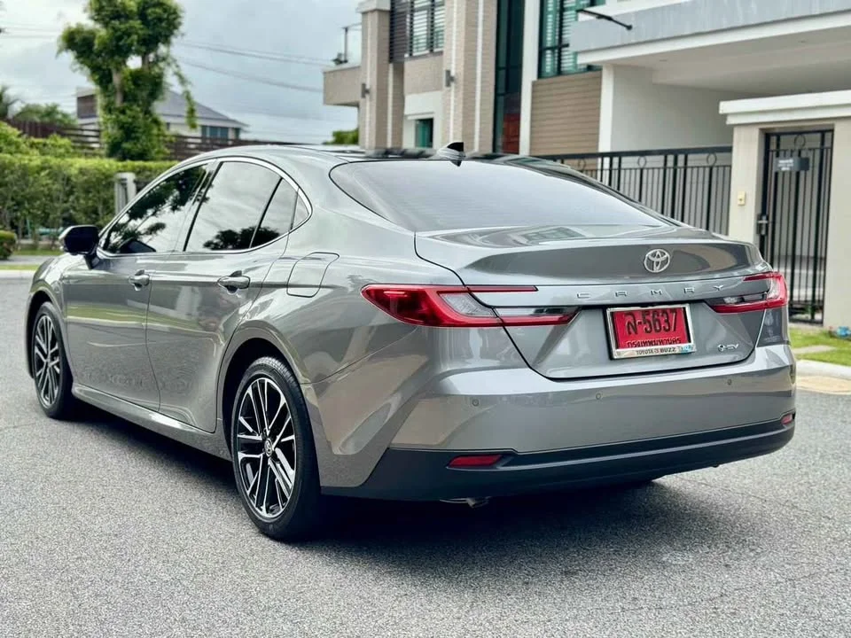 2026 Toyota Camry VIII (XV70) 2
