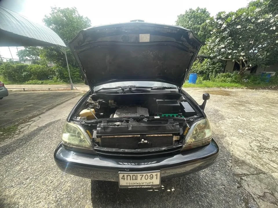2004 Toyota Harrier I 2
