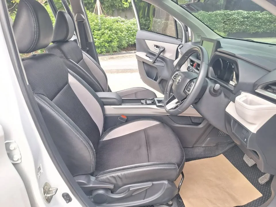 2022 Toyota Veloz III 3