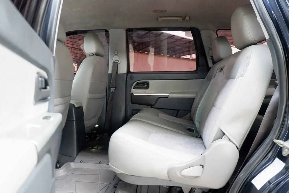 2008 Isuzu  TR Adventure Master II 2