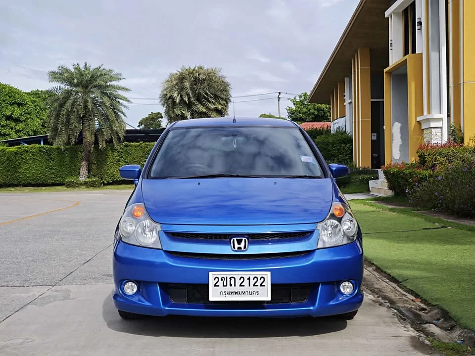 2004 Honda Stream I 2