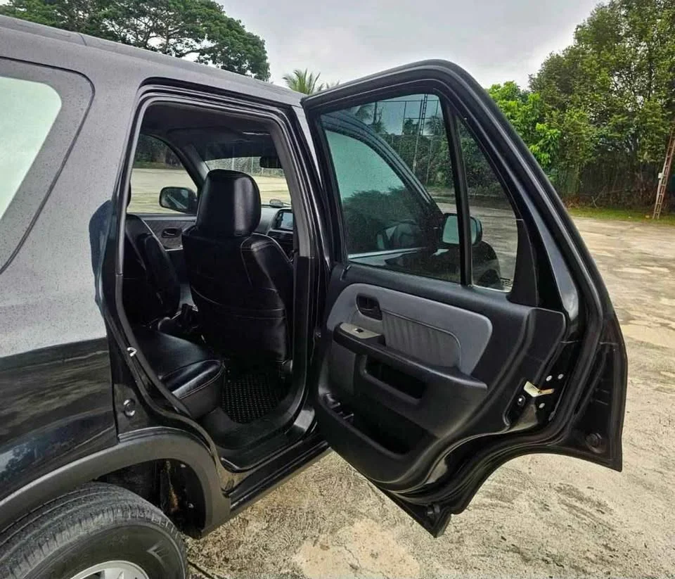 2003 Honda CR-V II 2