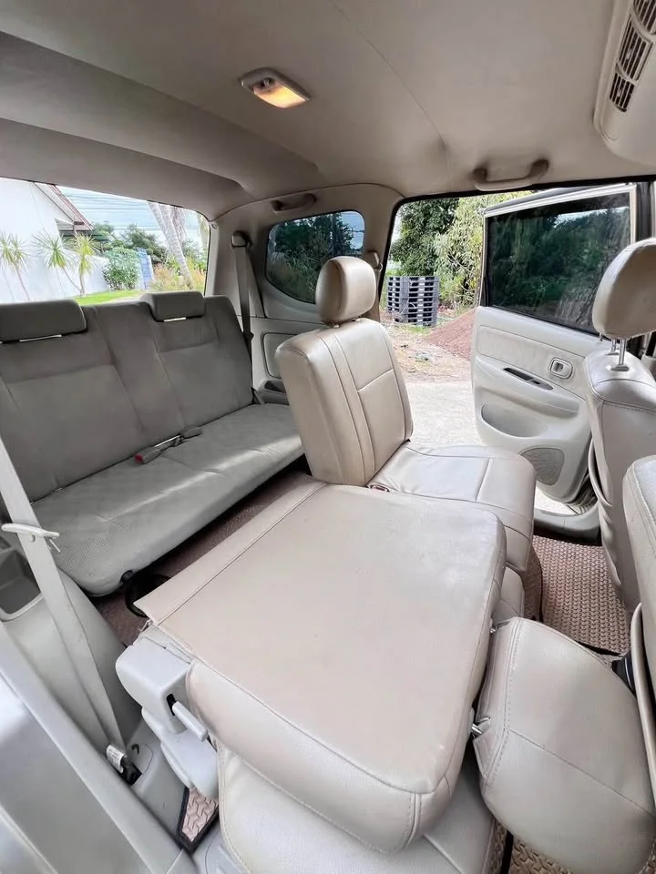 2010 Toyota Avanza I 2