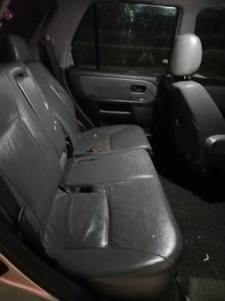 2002 Honda CR-V II 3