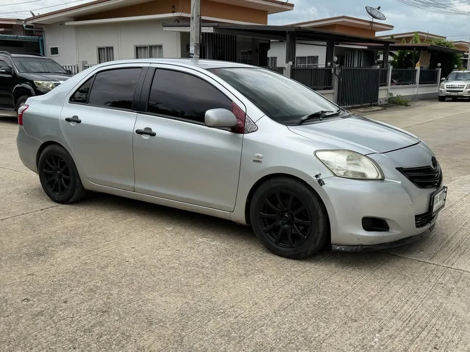 2010 Toyota Vios II 2