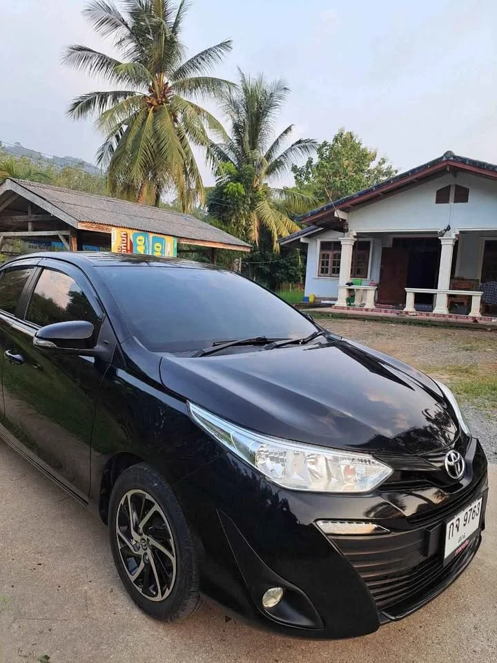 2018 Toyota Yaris ATIV III 3