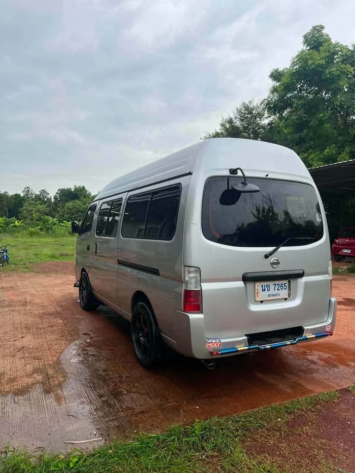 2011 Nissan Urvan V (E25) 3