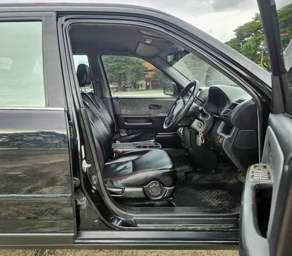2003 Honda CR-V II 2