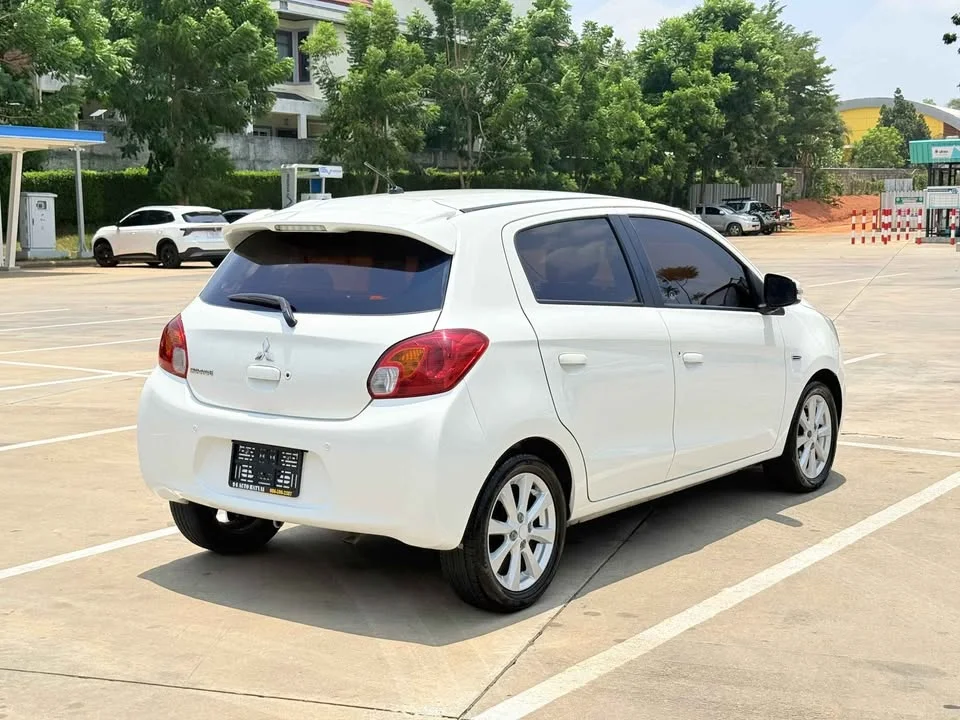 2016 Mitsubishi Mirage VI 3