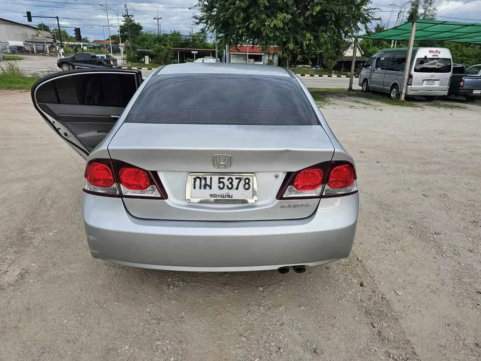 2011 Honda Civic VIII 2