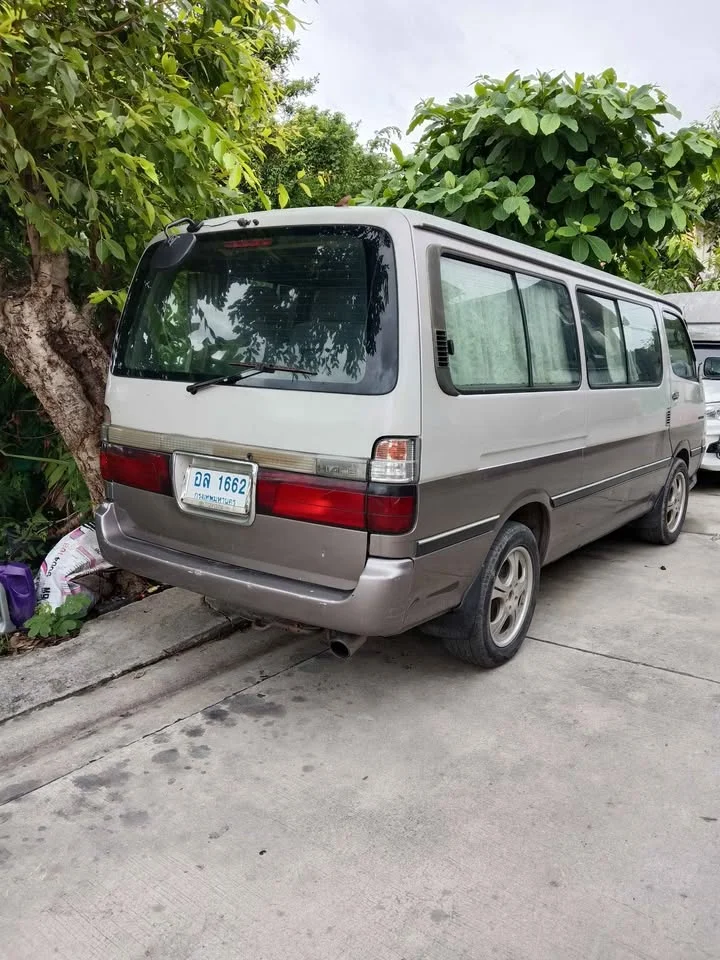 2000 Toyota Commuter IV (H100) 3