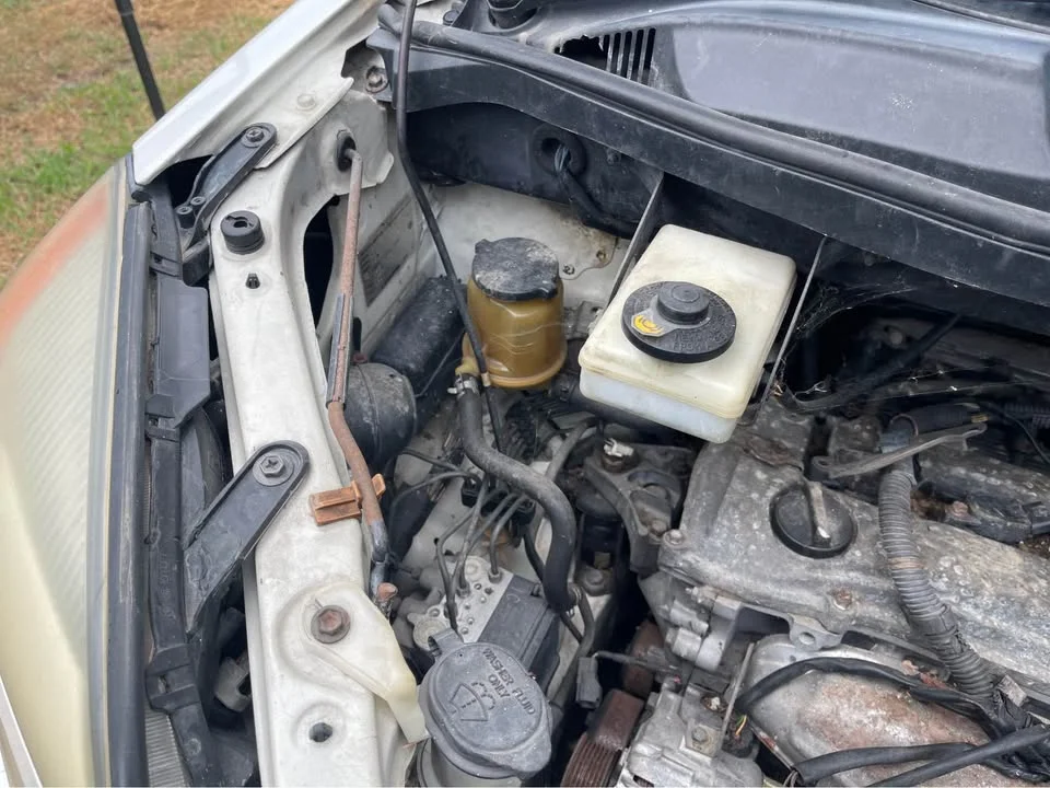 2005 Toyota Voxy I 3