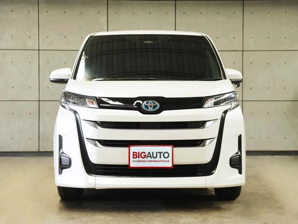 2024 Toyota Voxy IV 2