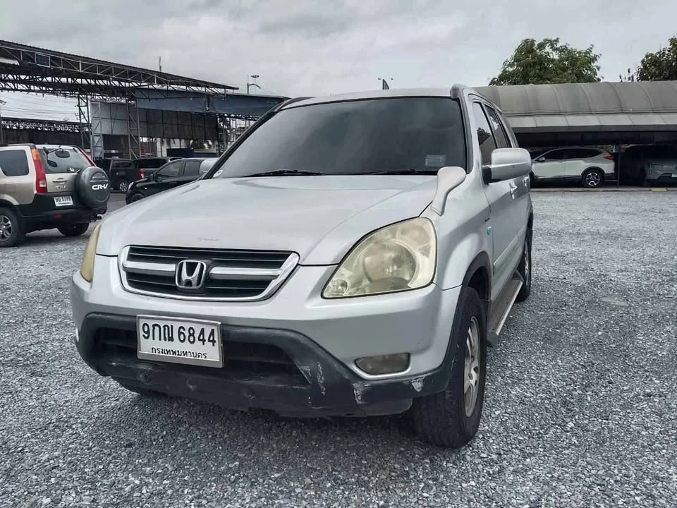 2002 Honda CR-V II 3