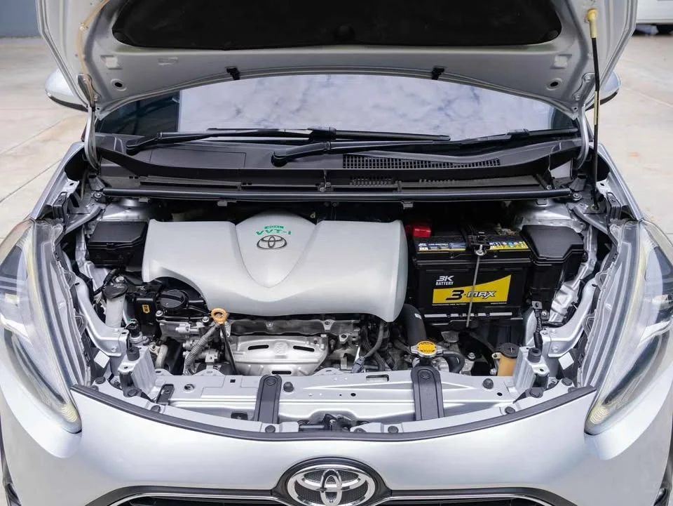 2018 Toyota Sienta II 2