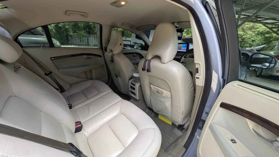2010 Volvo S80 II 2