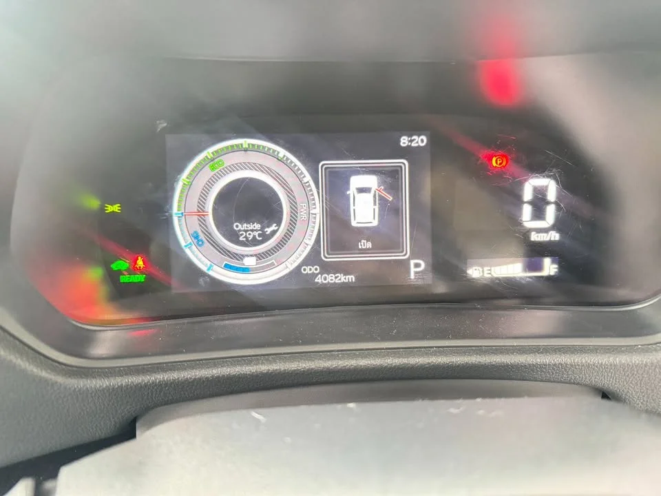 2025 Toyota Yaris Cross AC200 3