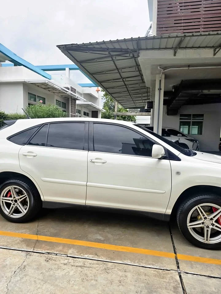 2006 Toyota Harrier II 3