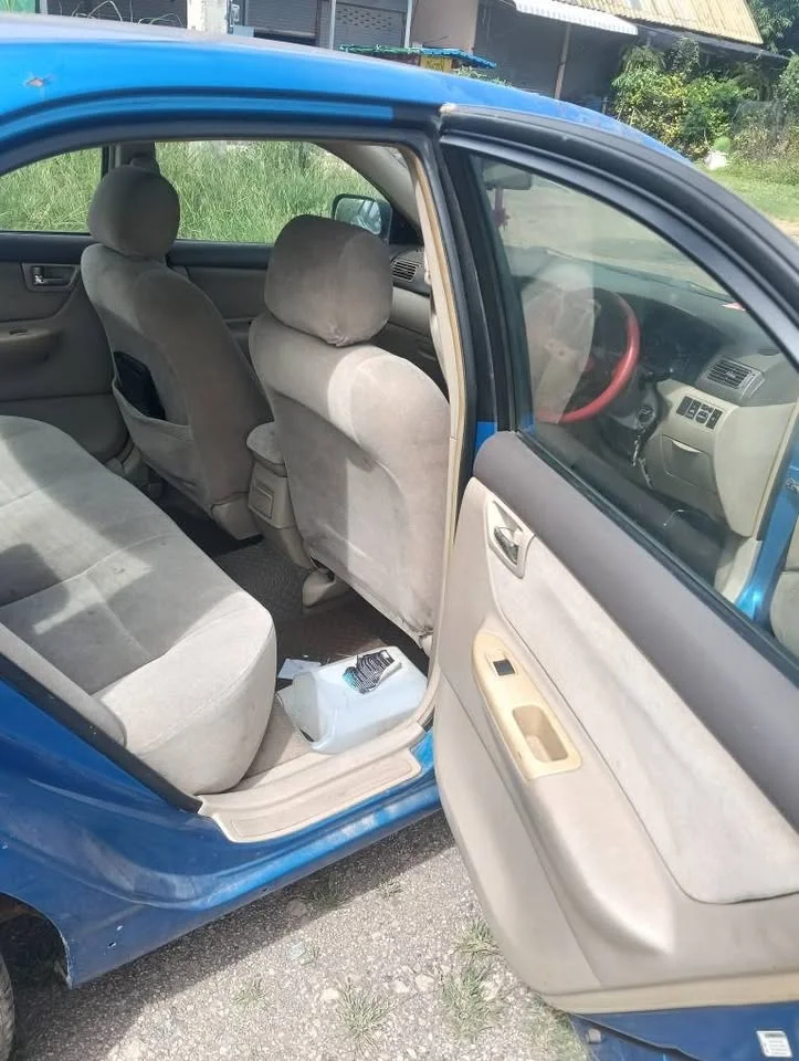 2004 Toyota Corolla Altis IX (E120) 2
